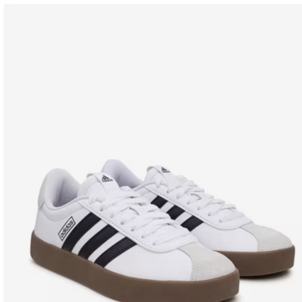 Adidas Women’s Black and White Sneakers Classic Design